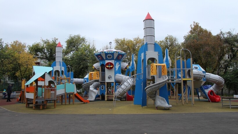 Парки города Иркутска с аттракционами и развлечениями для детей