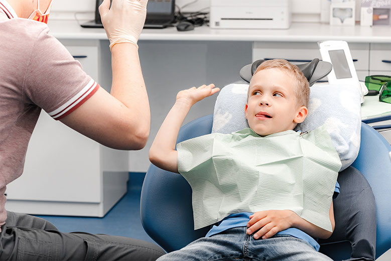 Ребенок на приеме у стоматолога как подготовить ребенка