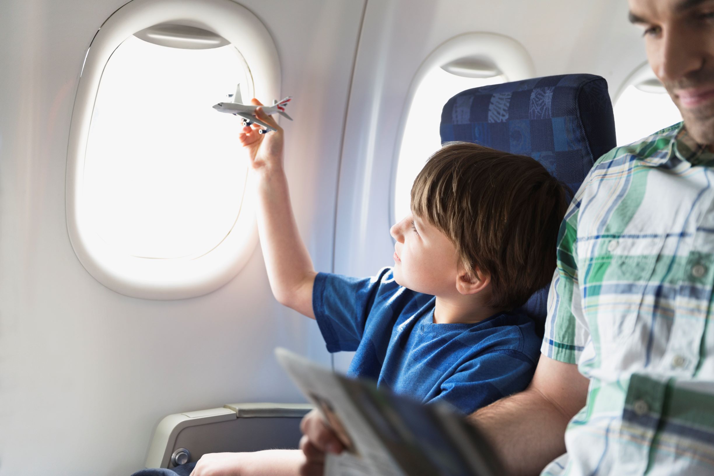 Детский билет на самолет до какого возраста