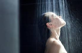 Чем полезен контрастный душ и как его принимать правильно