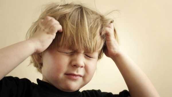 У ребенка болит голова в области лба детская мигрень